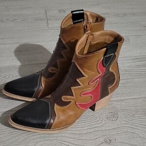 Western girl "The Reese Western" Booties